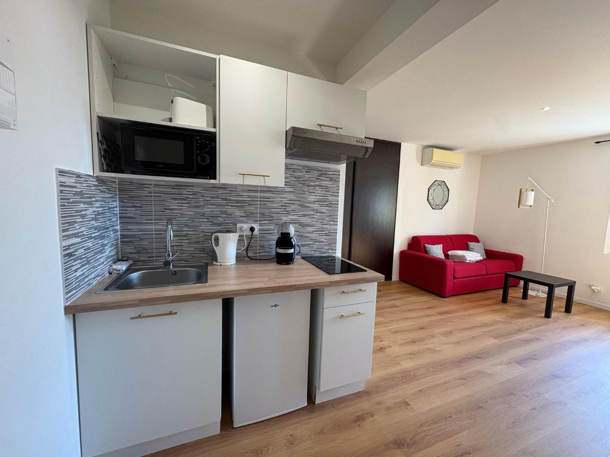 Studio Cassin - Next To Tramway Line 2 Near Airport Niza Exterior foto